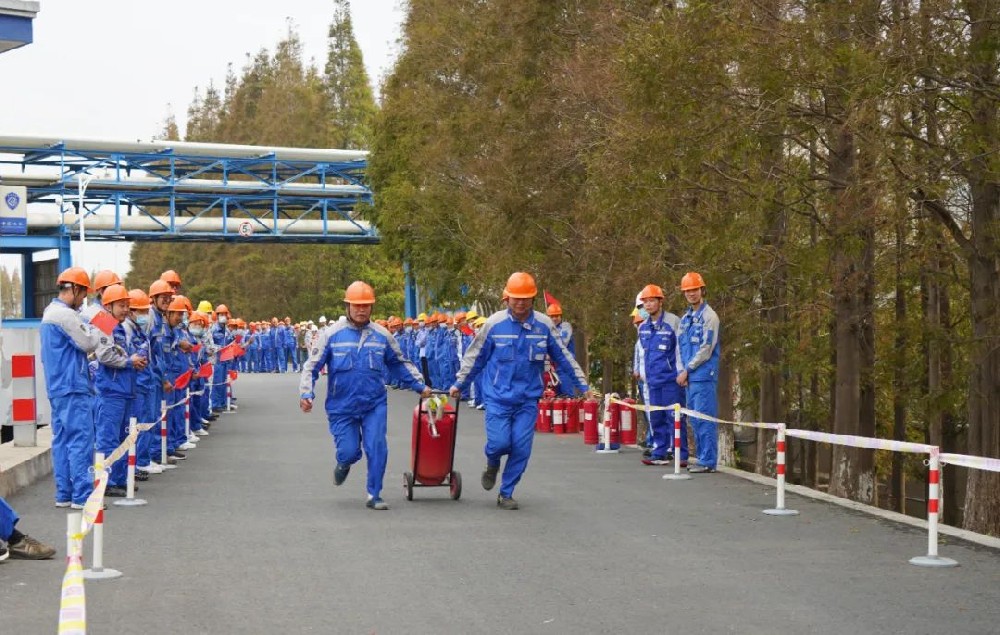 尊龙凯时旗舰厅